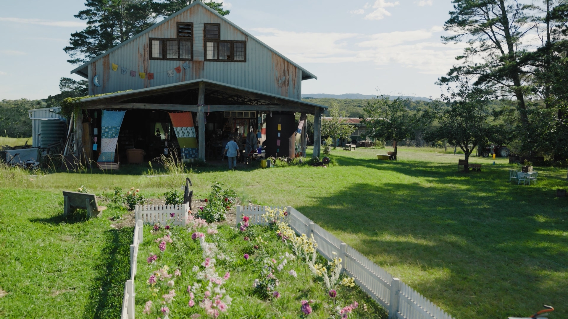 Barn set extension